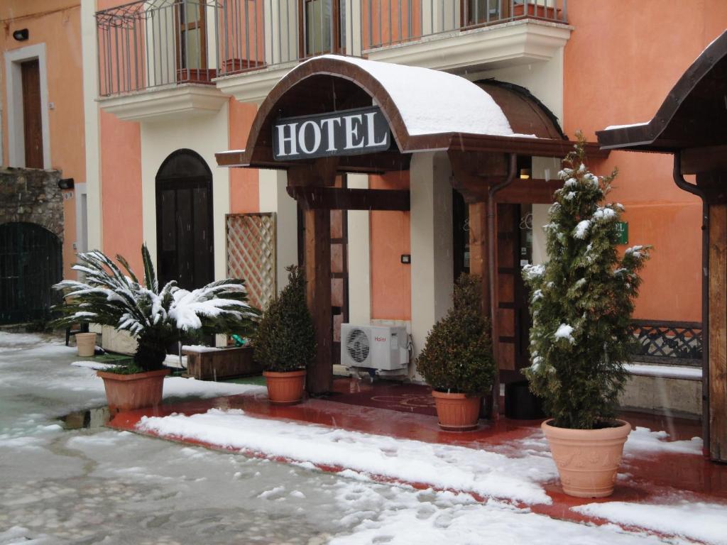 Hotel Antiche Terme Беневенто Екстериор снимка